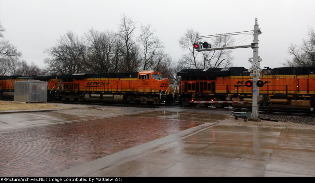 BNSF 6285